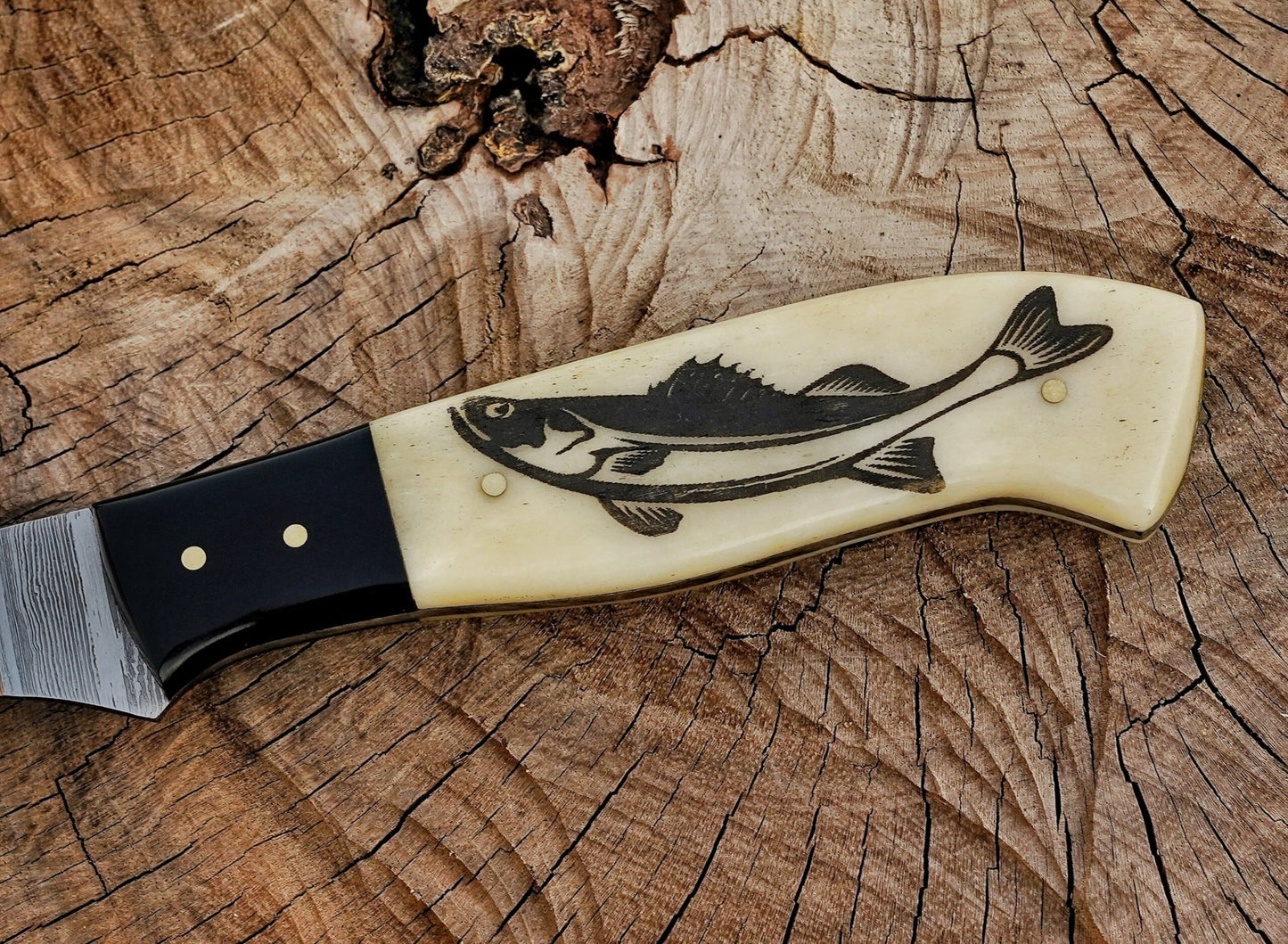 Handmade Damascus Steel Fillet Knife – 12" with black horn & camel bone Handle & Leather Sheath UF-23