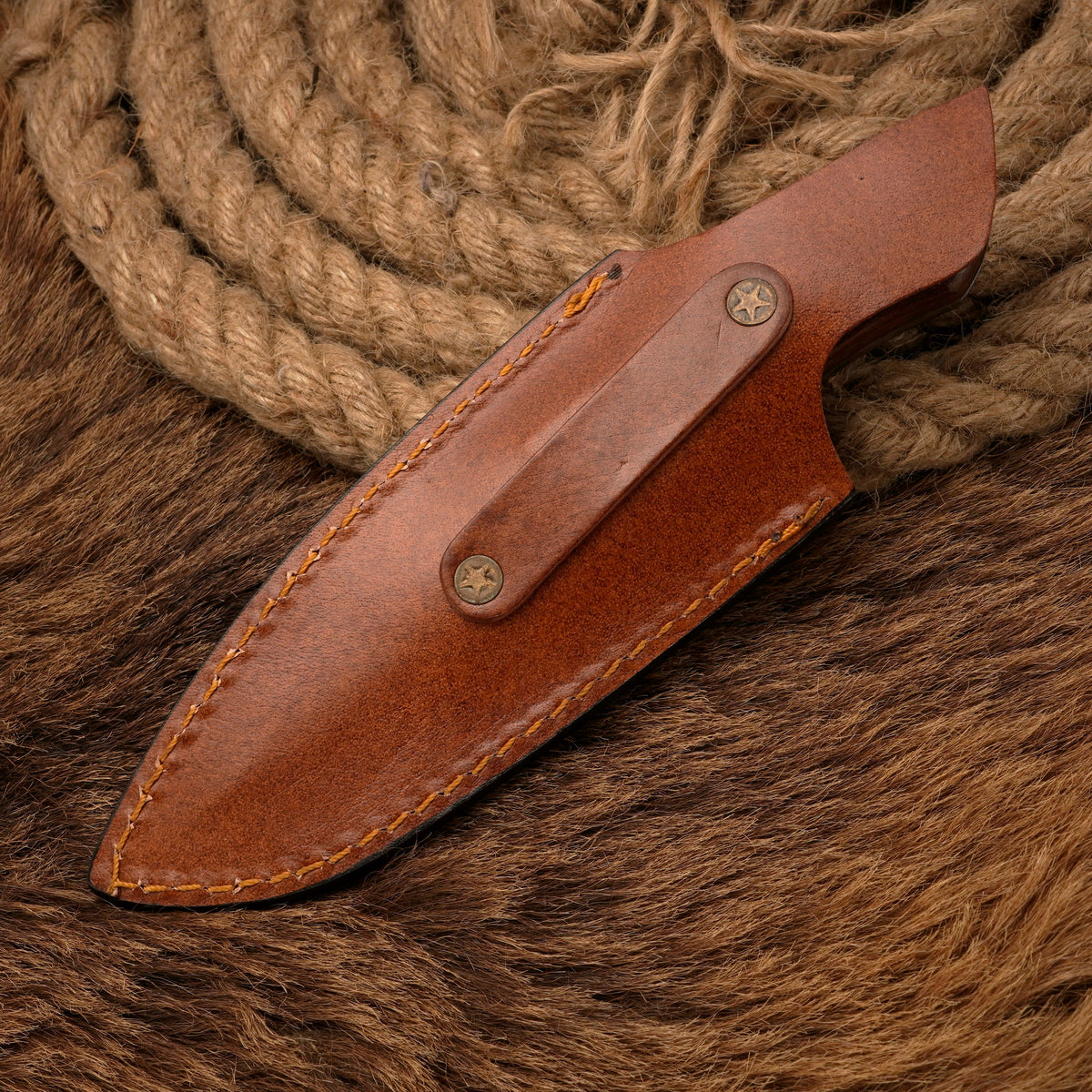 Handmade Carbon Steel Skinner Knife – Rosewood & Buffalo Horn Handle, 8-Inch