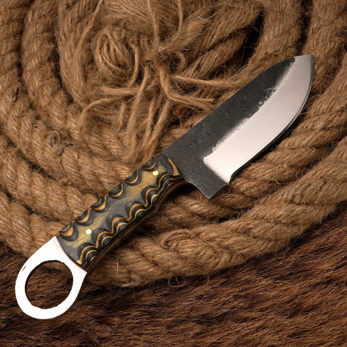 Handmade Carbon Steel Skinner Knife – Exotic Wood Handle, 8-Inch