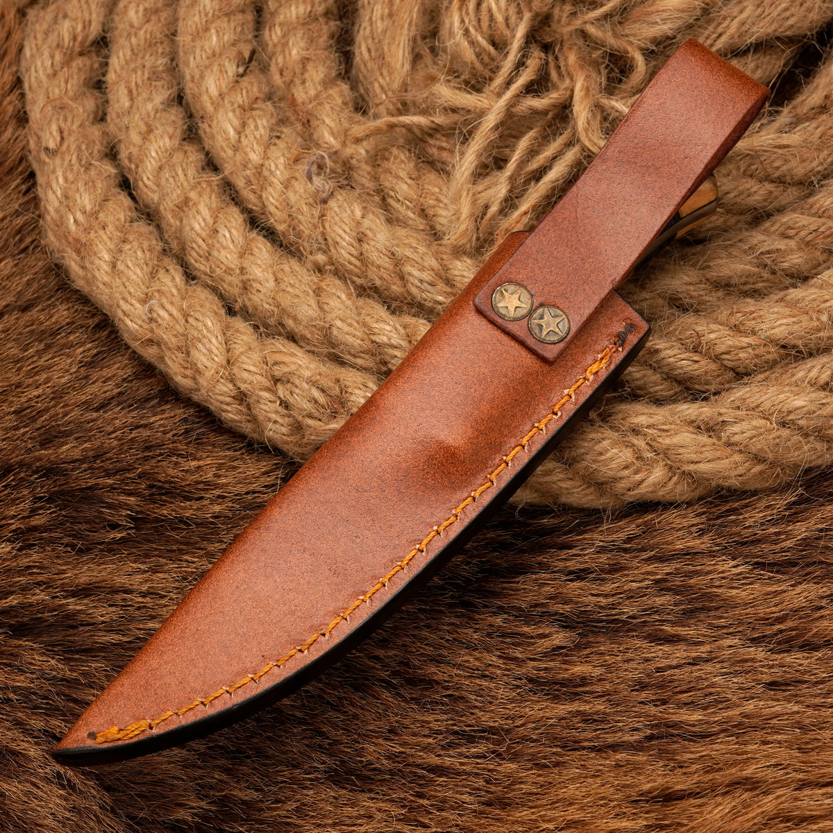 Handmade Damascus Steel Skinner Knife – Exotic & Olive Wood Handle, 8-Inch